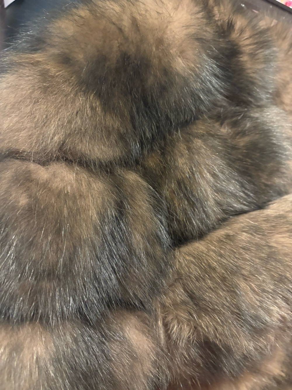 Real Fox Fur Jacket - Cropped - Picture 3 of 8